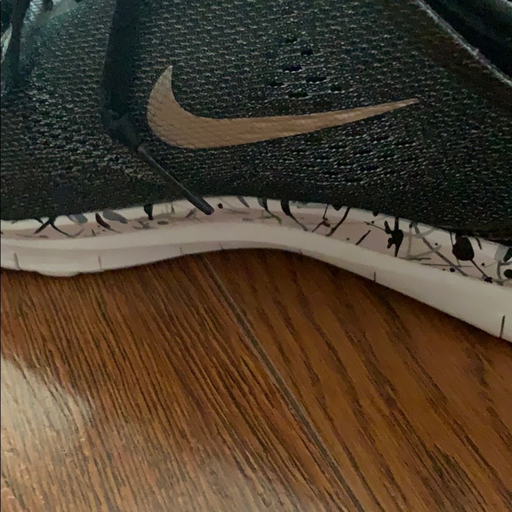 Nike Sneakers - Picture 11 of 15